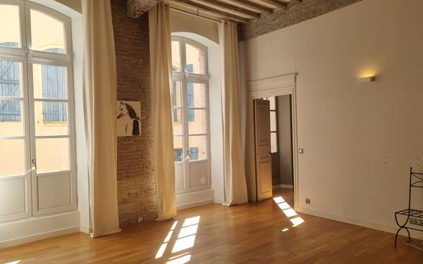 Appartement à vendre    4 pièces • 209 m2 Montauban