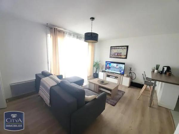 Appartement à louer 2 pièces 46.1m²