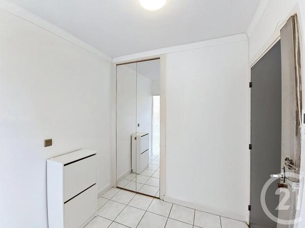 Appartement F4 à vendre  4 pièces - 78,43 m 2   ST DENIS  - 93