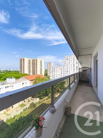 Appartement F4 à vendre  4 pièces - 78,43 m 2   ST DENIS  - 93