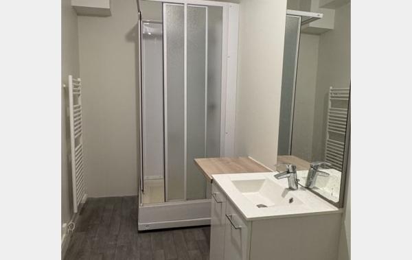 Vente Immeuble En centre-ville à rénover Thiers   