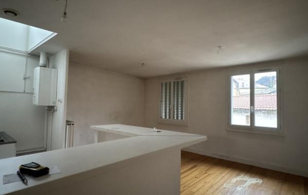 Vente Immeuble En centre-ville à rénover Thiers   