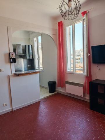 T2 meublé à la Timone prox immédiate hôpital