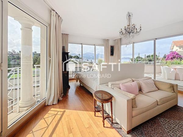 MAISON ROUCAS BLANC CORNICHE Marseille 7ème DANS RESIDENCE GARDEE 24H/24