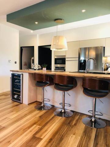 Villeneuve-lès-Avignon (30400) Villa Contemporaine de 2018 en RT2012