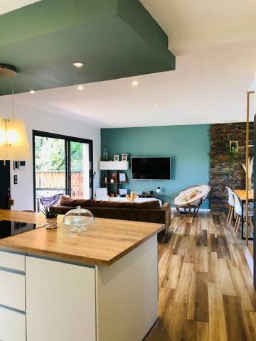 Villeneuve-lès-Avignon (30400) Villa Contemporaine de 2018 en RT2012