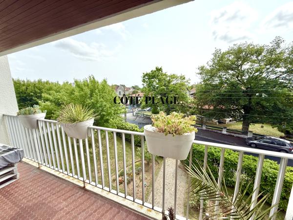 Royan (17200) STUDIO 32 m² GRANDE TERRASSE - ROYAN PONTAILLAC PROCHE LITTORAL AU PRIX DE 155 400 € FAI