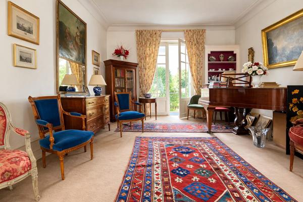 Acheter Maison 8 pièces - 230 m²