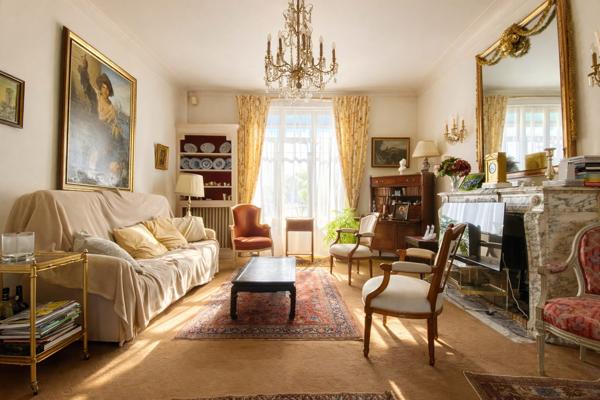 Acheter Maison 8 pièces - 230 m²