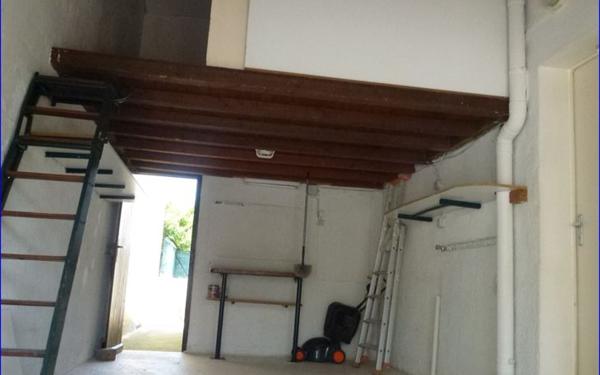 Maison à vendre    4 pièces •  Villemoustaussou