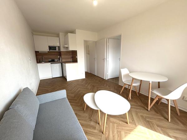 T2 Meublé Purpan / Arènes romaines avec parking, Terrasse et Piscine
