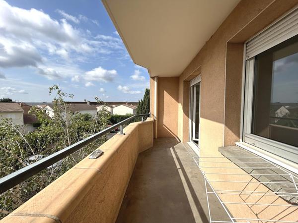 T2 Meublé Purpan / Arènes romaines avec parking, Terrasse et Piscine