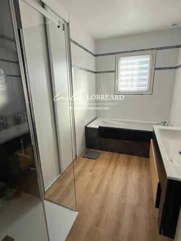 Maison Champagne 6 pièce(s) 144 m2