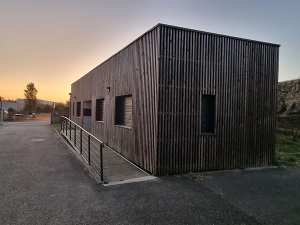 31850 MONDOUZIL LOCAL D'ACTIVITE + BUREAUX