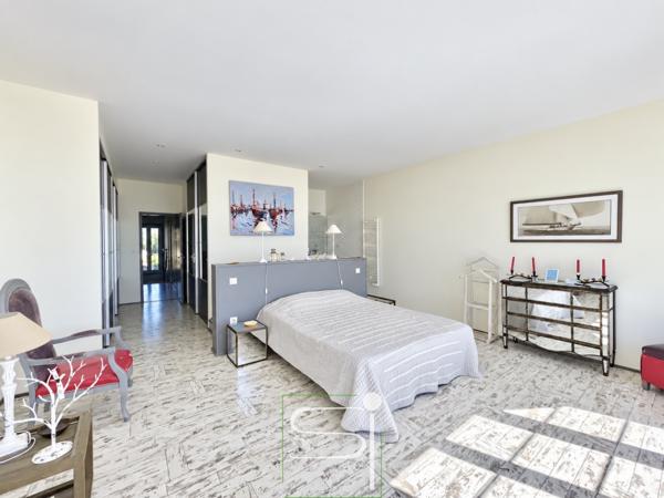 Maison 6 pièce(s) 4 chambre(s) 204 m²