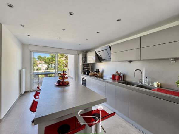 Maison 6 pièce(s) 4 chambre(s) 204 m²