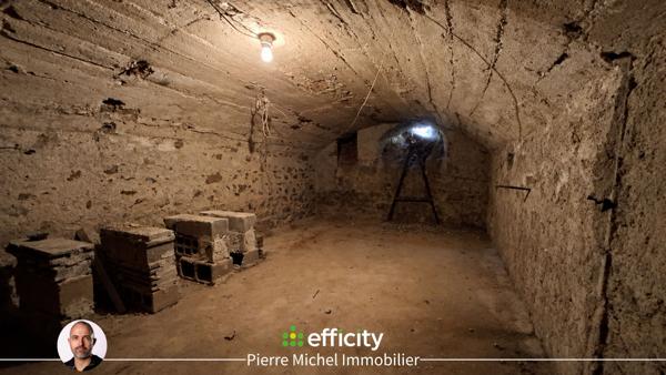 Immeuble
        
        - 263 m² Exclusivité 350 000 € *