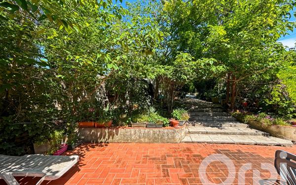 Maison à vendre    5 pièces •  Bollène