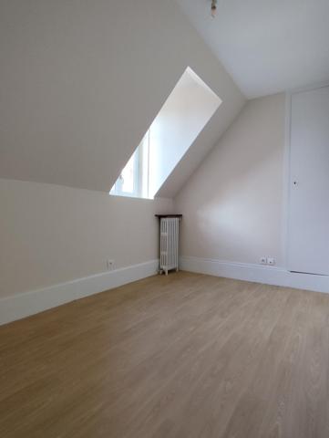 Appartement à SENS, 89100 - 6 pièces 75m²