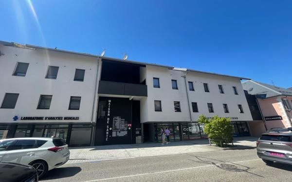 Stationnement à louer    13,75 m2 Cruseilles