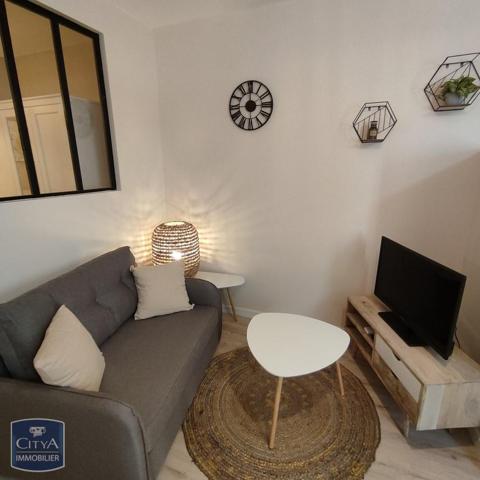 Appartement à louer 1 pièce 24.38m²