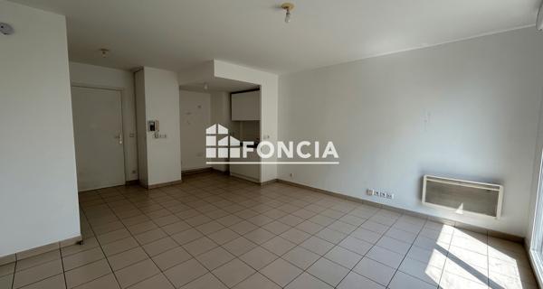 Location Appartement 2 pièces 41.79 m² - Savigny-le-temple 77176