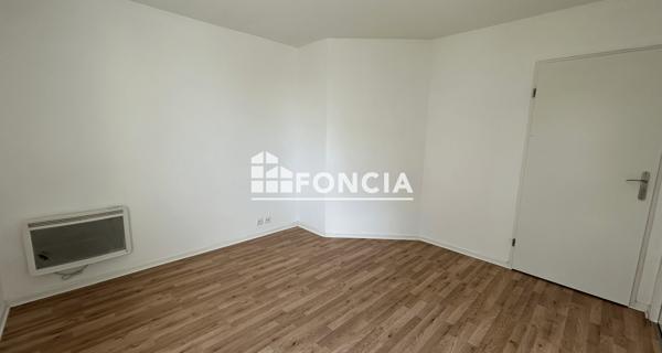 Location Appartement 2 pièces 41.79 m² - Savigny-le-temple 77176