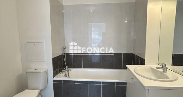 Location Appartement 2 pièces 41.79 m² - Savigny-le-temple 77176