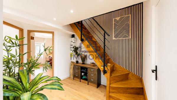 Superbe F4 lumineux et spacieux-Dernier étage-Vieille ville +++ Grand DUPLEX - 100 m² - Vielle Ville
