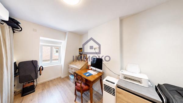 Superbe F4 lumineux et spacieux-Dernier étage-Vieille ville +++ Grand DUPLEX - 100 m² - Vielle Ville