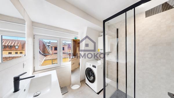 Superbe F4 lumineux et spacieux-Dernier étage-Vieille ville +++ Grand DUPLEX - 100 m² - Vielle Ville