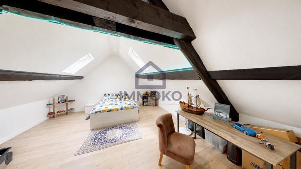 Superbe F4 lumineux et spacieux-Dernier étage-Vieille ville +++ Grand DUPLEX - 100 m² - Vielle Ville