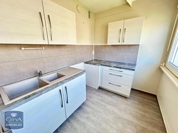 Appartement à louer 2 pièces 41m² Le Mans (72000)