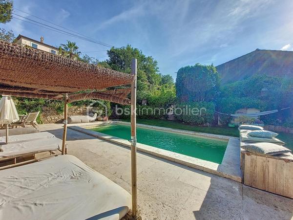 Bastide de 254,90 m²