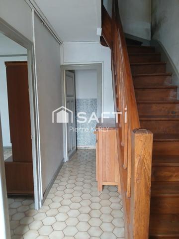 A saisir maison avec grand garage