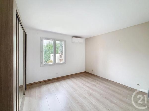 Maison à vendre  7 pièces - 165 m 2   RAMBOUILLET  - 78