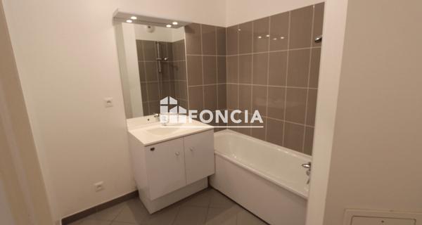 Location Appartement 2 pièces 44.46 m² - Bussy-saint-georges 77600
