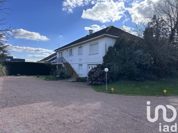 Maison 5 pièces de 130 m² à Les Sorinières (44840)