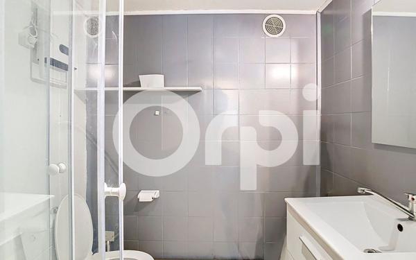 Immeuble à vendre    3 pièces •  Périgueux