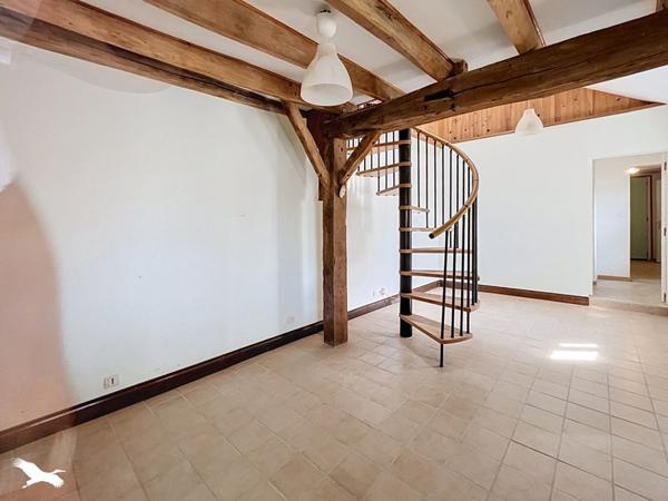 Maison à vendre 171 359 € Saint-Flovier 5 p 128 m² DPE D