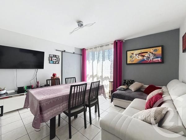 Appartement F4 à vendre  4 pièces - 72,72 m 2   STE GENEVIEVE DES BOIS  - 91