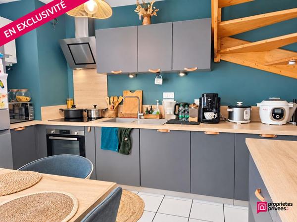 74150-Rumilly-Maison mitoyenne d un coté - 77 m2