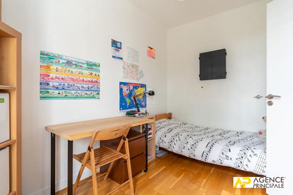 Maison - 3 chambres - St nicolas 680 000 € **  - Référence  4752