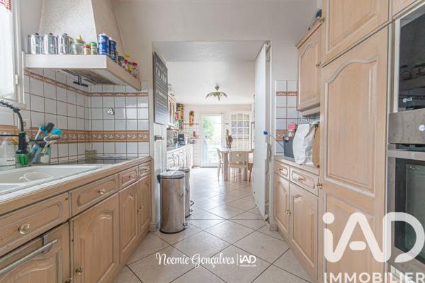 Maison à vendre 10 pièces 205 m² Mantes-la-Jolie