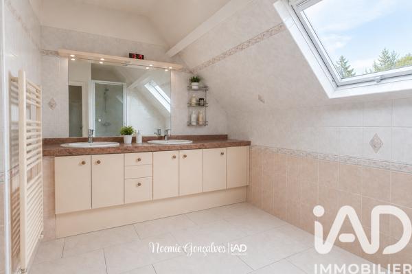 Maison à vendre 10 pièces 205 m² Mantes-la-Jolie