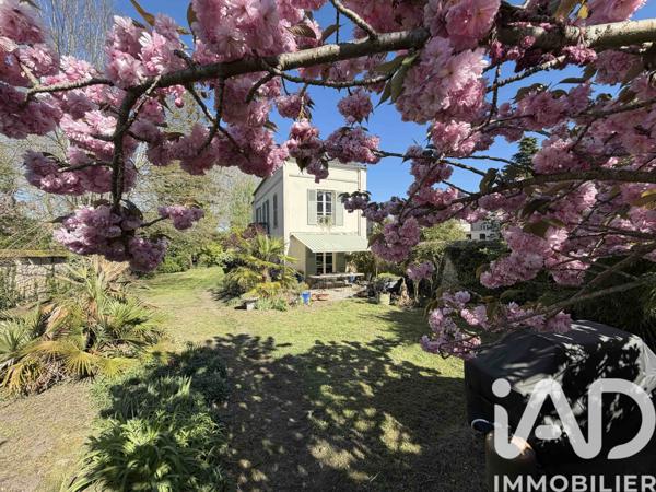 Maison à vendre 8 pièces 160 m² Saint-Pierre-lès-Nemours