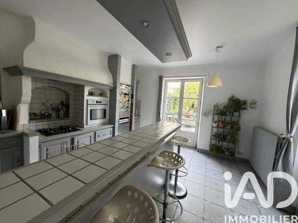 Maison à vendre 8 pièces 160 m² Saint-Pierre-lès-Nemours