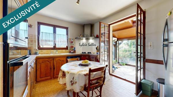 Maison des années 80, Le Bugue, proche commerces