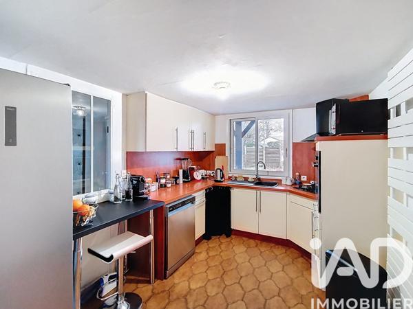 Maison à vendre 5 pièces 127 m² Léognan