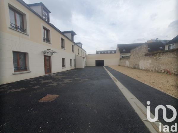 Studio 1 pièce de 30 m² à Montereau-Fault-Yonne (77130)